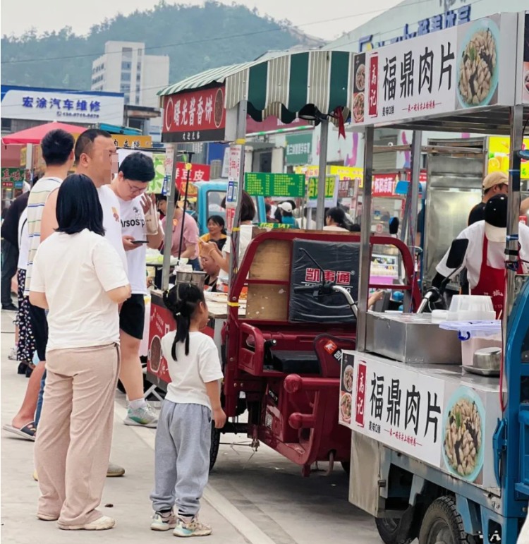 江夏这个夜市搬家了！地址就在......