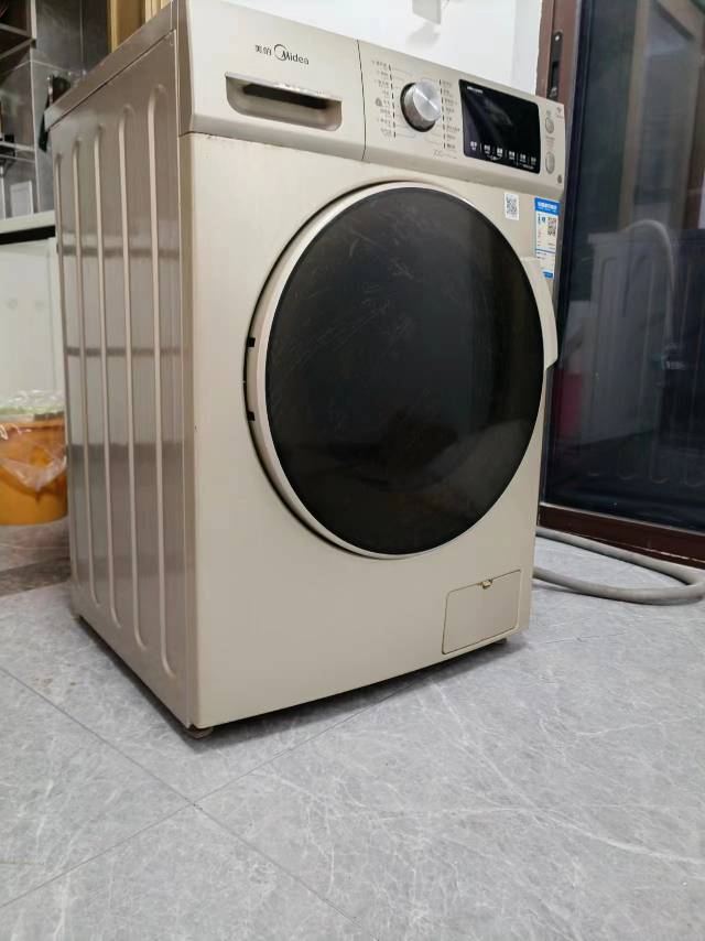 家用美的洗烘一体