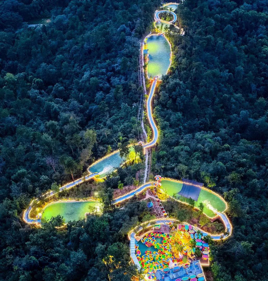 招周四干活的男4人，收泳池，20元一小时，下午干，地点青龙山龙之谷漂流 联系方式：15122759661